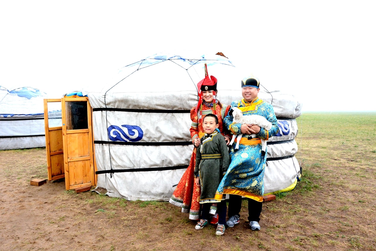 呼倫貝爾的草原牧民家